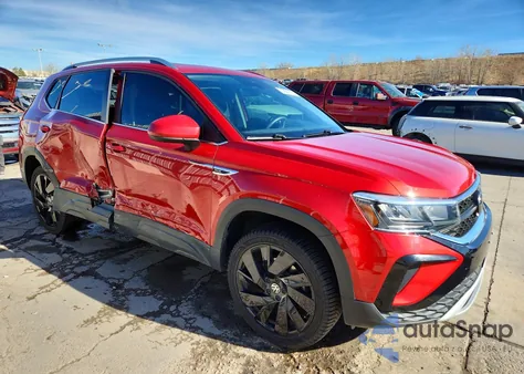 2024 Volkswagen Taos Se z USA, uszkodzony, nr VIN 3VVVX7B25RM029532